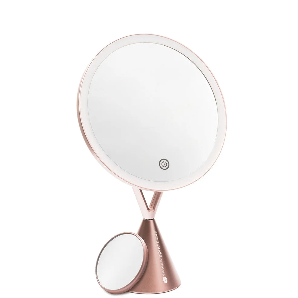 Rio HD illuminated makeup mirror with LED lighting for precise application.