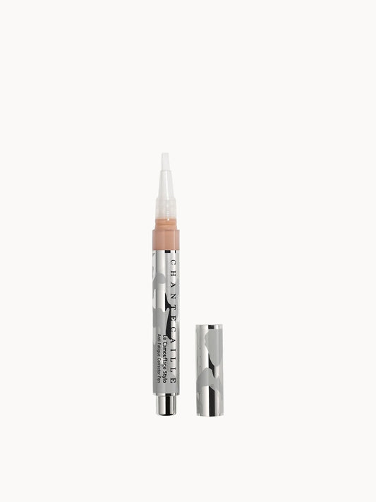 Chantecaille Le Camouflage Stylo anti-fatigue corrector concealer in Number 5